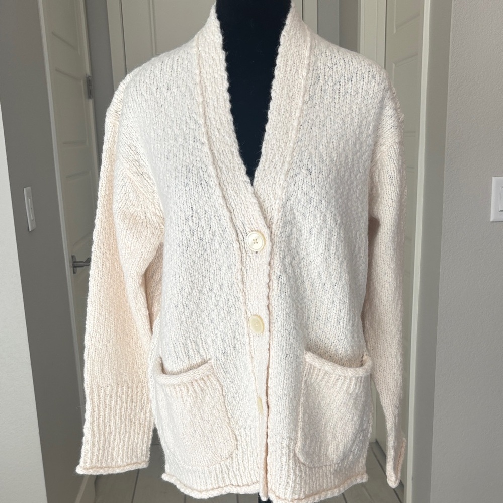 J. Crew Relaxed Cardigan Sweater in Textured Yarn Antique Ivory Button-Up SZ  XS - Picture 5 of 15